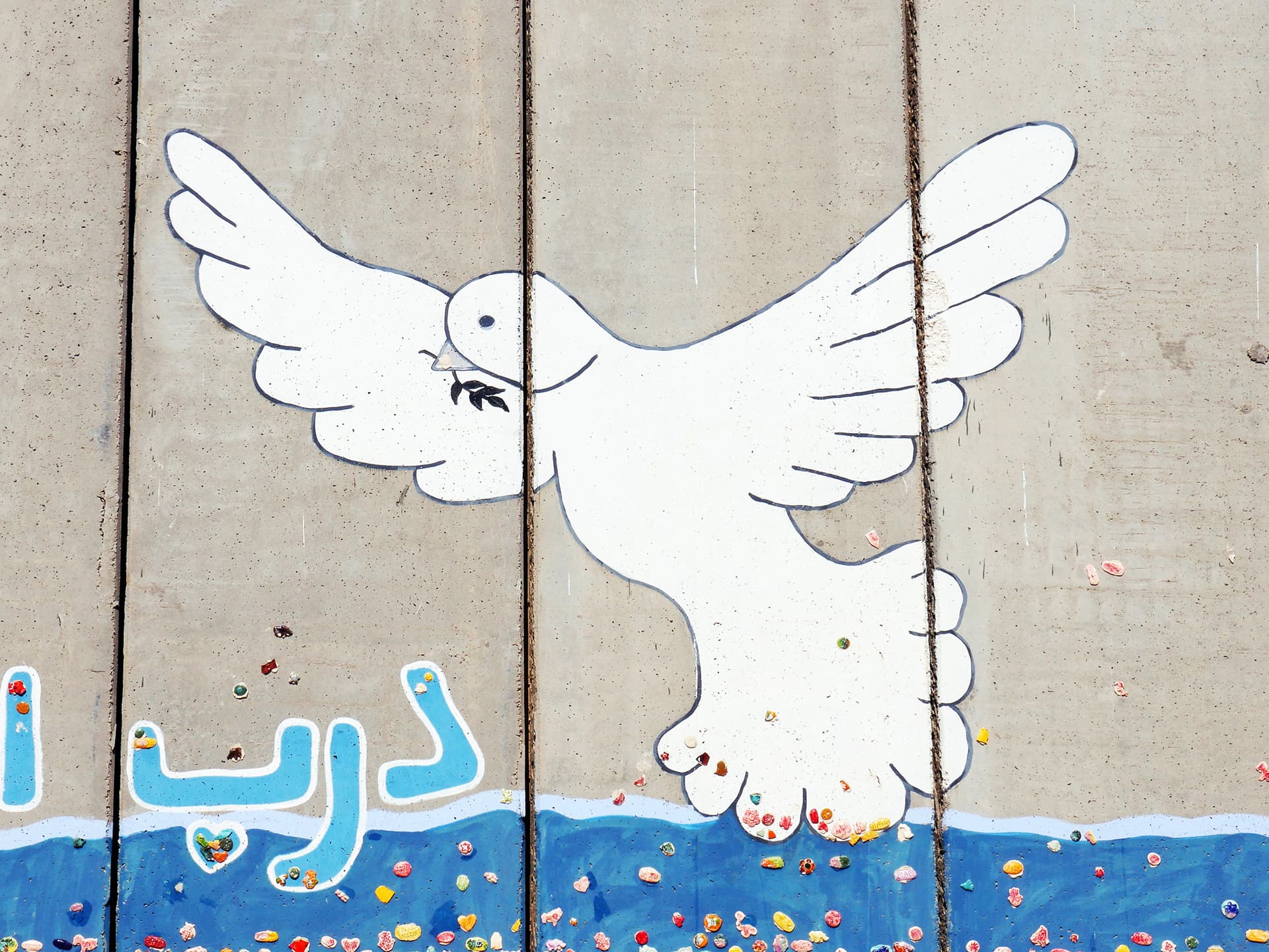 Photo: Diakonia A mural painting showing a white peace dove